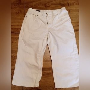 - EUC Lands end white size 8 Capri pants